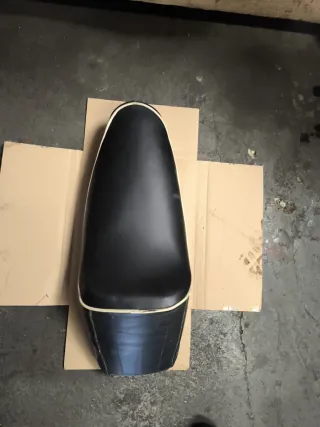 Sella monoposto Vespa Special 50