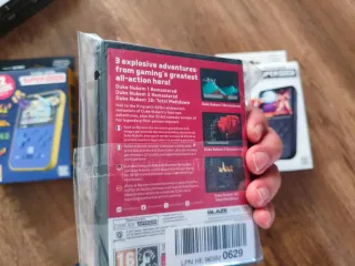 Pack Consolas Evercade + juego Duke Nukem