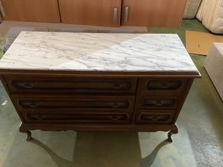 Aparador madera tapa mármol