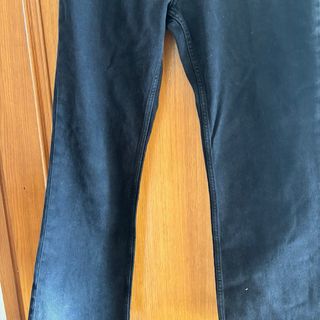 Pantalón  vaquero recto negro Mango  Usado 1 vez