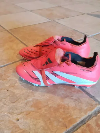 Botas de fútbol Adidas Predator Rojas