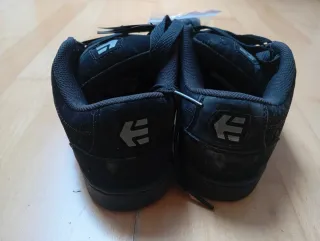 Zapatillas Etnies Negras Nuevas