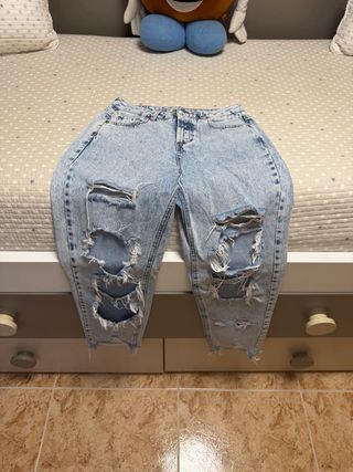 Pull&Bear Pantalones Vaqueros Rotos