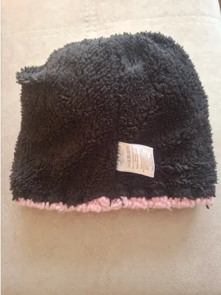 Gorro infantil multicolor con pompón