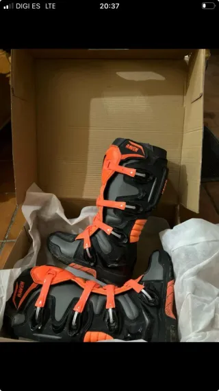Botas Motocross Raven Negras y Naranjas nuevas