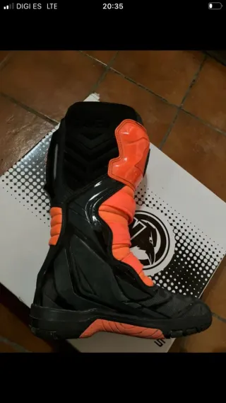 Botas Motocross Raven Negras y Naranjas nuevas