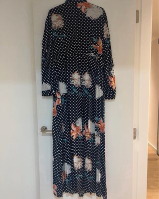 Vestido largo estampado flores y lunares