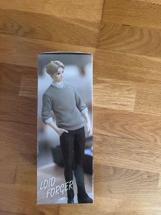 Figura Loid Forger Spy x Family SEGA