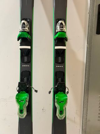 Esquís Rossignol talla 1,62 cm