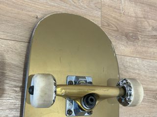 Skate Globe Dimensiones 80cm largo y 20 cm ancho