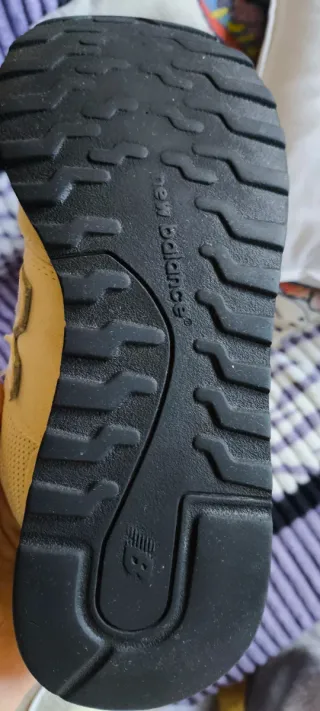 Zapatillas New Balance 500 Doradas Blancas