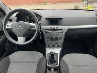 Opel Astra 1.7 CDTi SPORT GTC