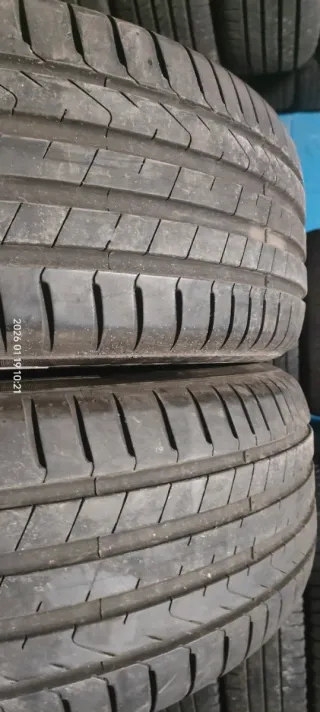 Neumático Pirelli 235/55 R18 100V