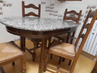 Mesa y 4 Sillas Comedor Madera