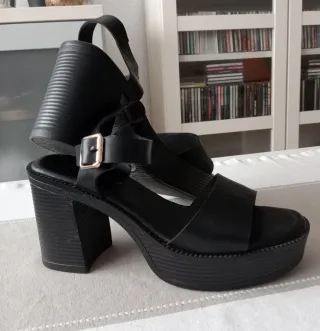 Sandalias de plataforma negras