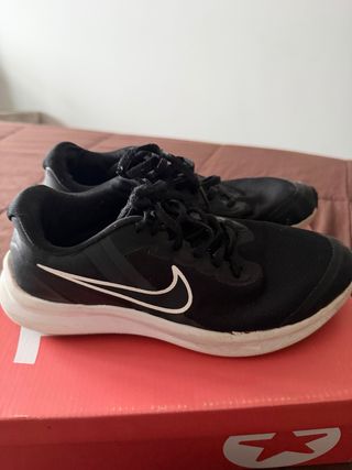 Zapatillas Nike Negras en buen estado