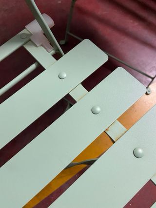 Conjunto mesa y 2 sillas plegables