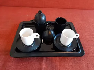 Juego café italiano  Italica Ars negro y blanco.