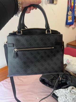 Bolso Guess Negro Estampado