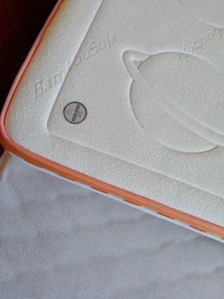 2 Somieres + 2 Colchones + 1 almohada de 1'05m.