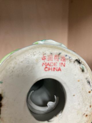 Figura Diosa Guanyin con Loto