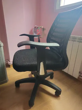 Silla de oficina/estudio negra