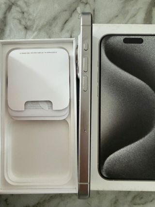 iPhone 15 Pro Blanco