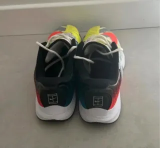 Zapatillas Nike Multicolores y Amarillas Retro