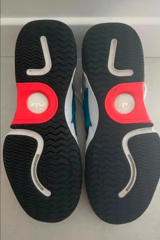 Zapatillas Nike Multicolores y Amarillas Retro