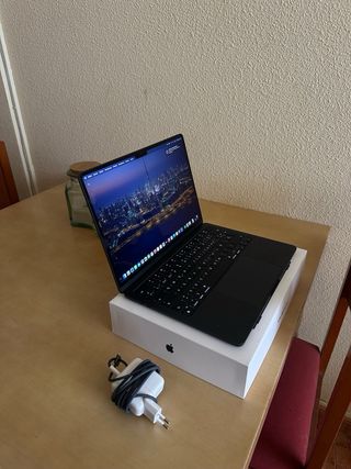 MacBook M3 Apple azul