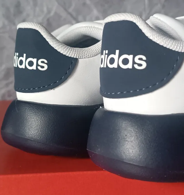 Zapatillas Adidas Advantage CF I Talla 24