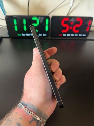 iPhone 16 Pro Max + Accessori