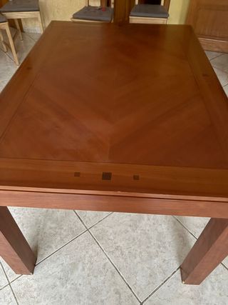 Mesa de comedor extensible con 6 sillas + mesa aux