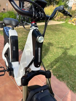 Bicicleta eléctrica Fantic Issimo Bafang