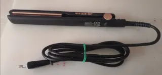 Plancha pelo Cristina Aguilera Negra