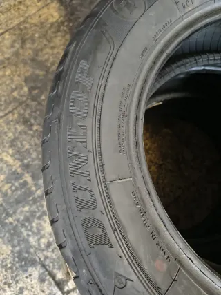 Neumático Dunlop 185/65 R14 86T