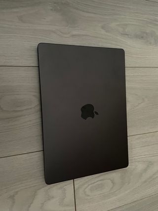 MacBook Pro M4 Gris Espacial