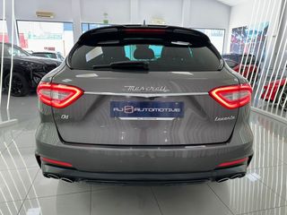 MASERATI LEVANTE GRANSPORT 350CV AUTO. 8 VEL.