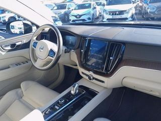 Volvo XC60 2.0 T8 AWD Inscription Auto