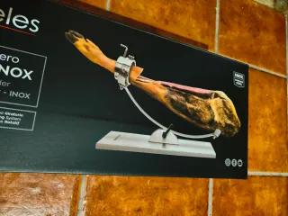 Jamonero Profesional Basculante de 3 Claveles