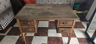 Escritorio madera clásico para restaurar