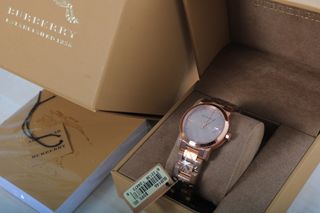 Reloj Burberry Mujer Oro Rosa