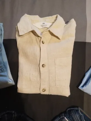 Lote Ropa Niño 4/6 años: 2 Pantalones y 4 Camisas