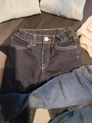 Lote Ropa Niño 4/6 años: 2 Pantalones y 4 Camisas