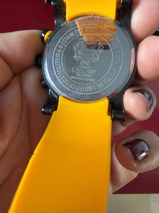 Reloj Calgary Amarillo y Negro