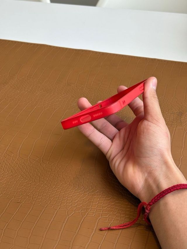 Funda iPhone 13 Pro Roja