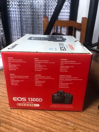 Cámara Canon 1300D Reflex Negra + accesorios