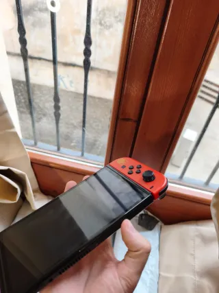 Nintendo Switch OLED Edizione Pokémon