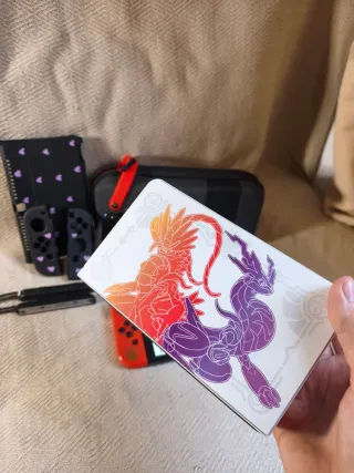 Nintendo Switch OLED Edizione Pokémon