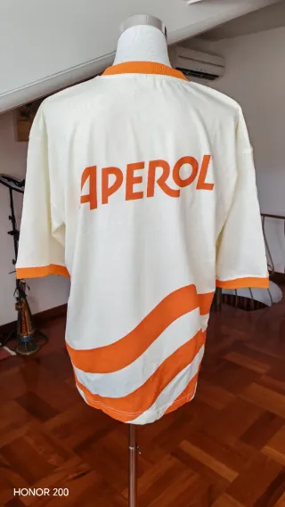 Set 6 pezzi Aperol: maglietta, borsa, occhiali,ven